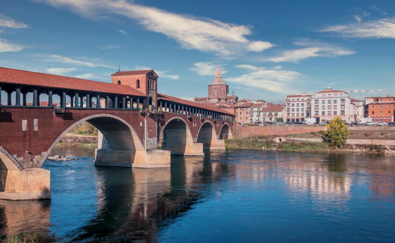 Borgo Zelata Aparthotel Bereguardo Bagian luar foto